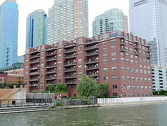 1 Greene Street, #G2