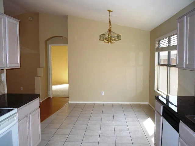 E Mossman Rd, Phoenix — Photo 3