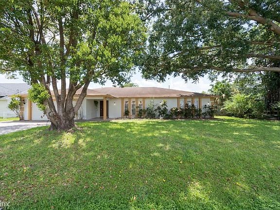 2nd image of 5636 Tomoka Dr