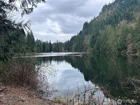 4th image of 31930 Dotson Road