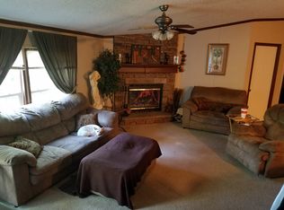 90 Brooklyn Dr, Temple, GA 30179