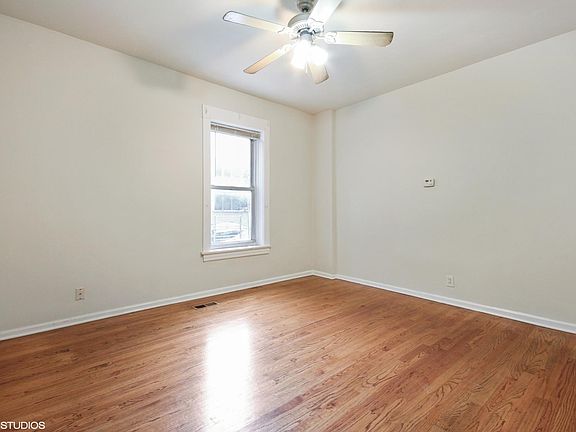 2nd image of 1149 W Cornelia Ave APT 1e
