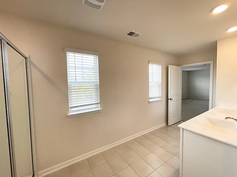 3197 Bells Lake Cir — Photo 22