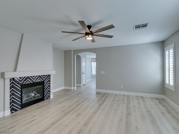 4th image of 10992 Vallerosa St