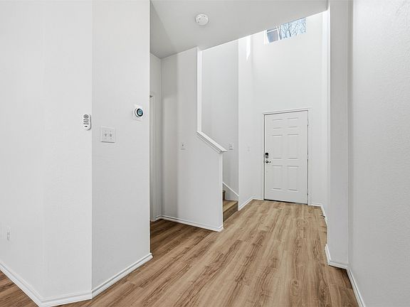 5th image of 3221 Judge Holland Ln