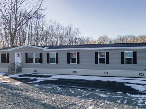 8 Hayden Street, Winslow, ME 04901