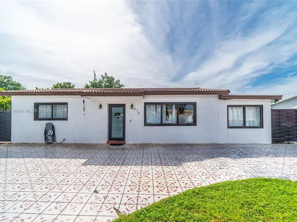 674 W 44th Pl, Hialeah, FL 33012