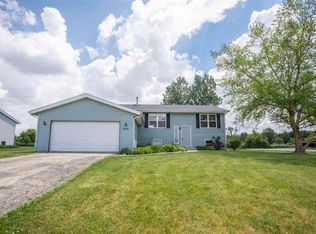 205 Harvest Moon Trl, Capron, IL 61012