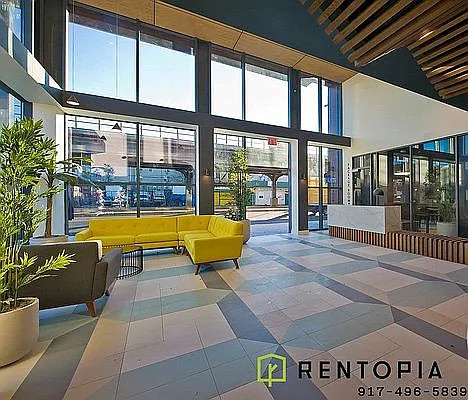 1875 Atlantic Ave #8G — Photo 9
