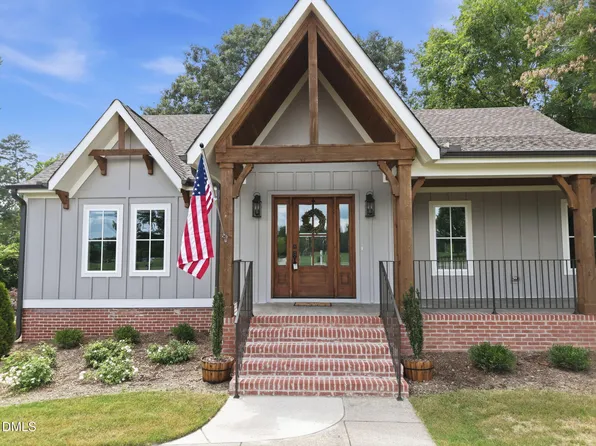 801 N 1st Ave, Knightdale, NC 27545