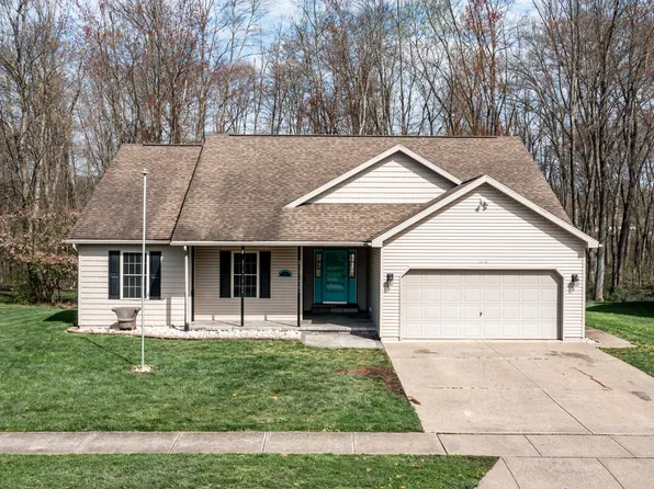 1016 Clifton Dr, Bloomsburg, PA 17815