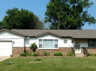 507 Tracy Ave, Ashton, IL 61006