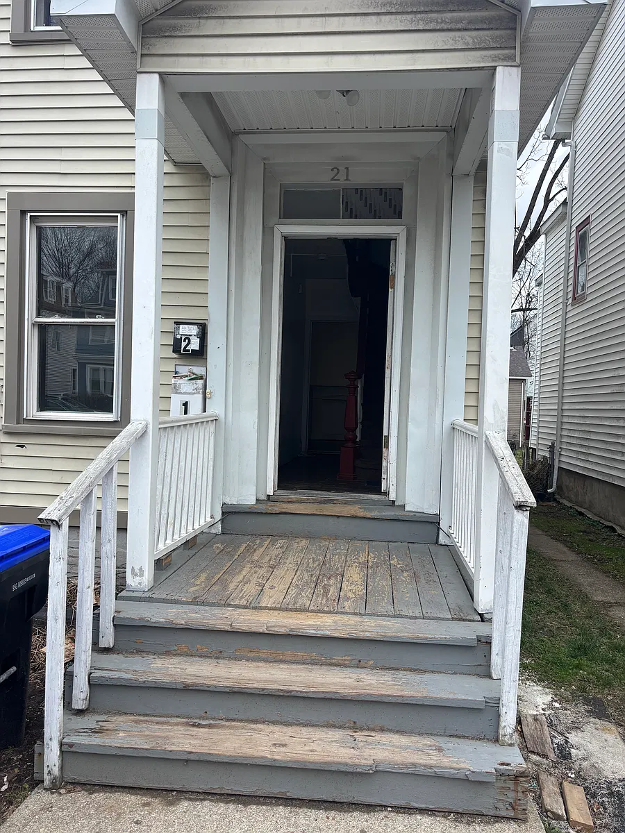 Building Photo - 21 Jewett Ave #1