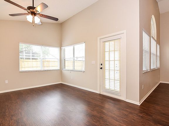 2nd image of 12632 Darby Ave