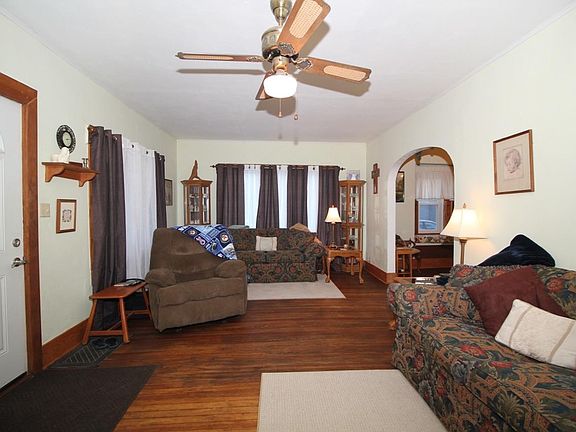 5th image of 417 N Emporia St