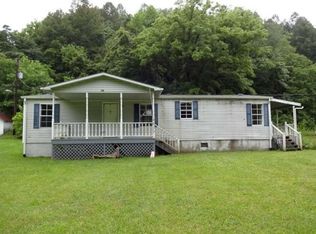 5177 Swords Creek Rd, Swords Creek, VA 24649