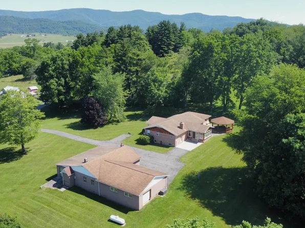 257 Denmar Rd, Hillsboro, WV 24946