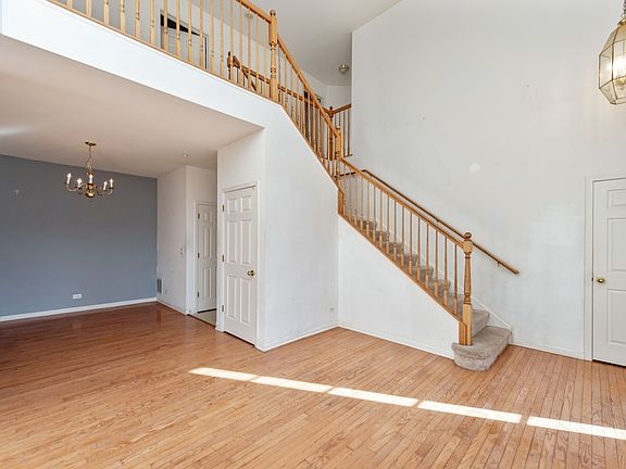 4th image of 6068 Canterbury Ln Unit 7-1