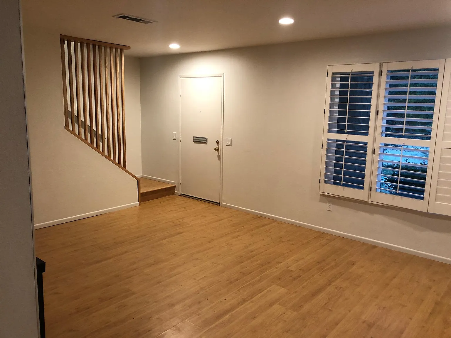 3 bed, 2.5 bath, 1380 sqft, $4,800 — Photo 3