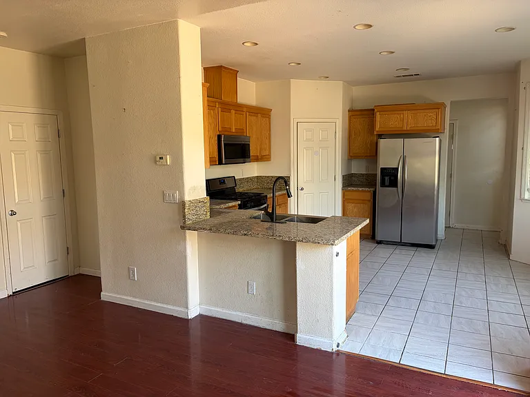 24 Balsam Ct — Photo 17