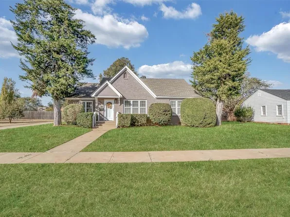 821 E Elm St, Altus, OK 73521