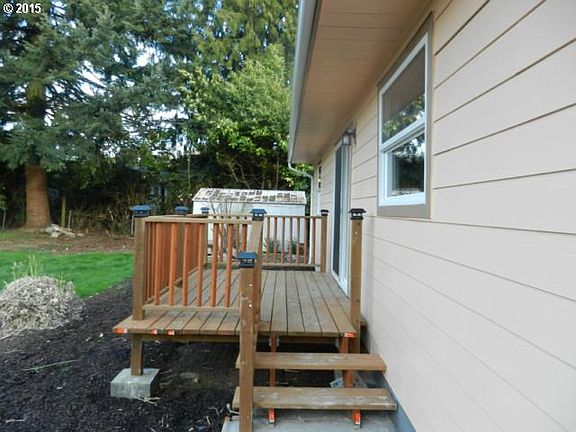 5th image of 4106 NE 42nd St
