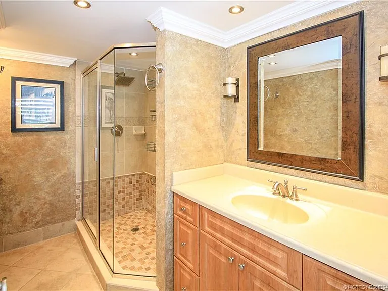 4720 NE Sandpebble Trce #403 — Photo 16