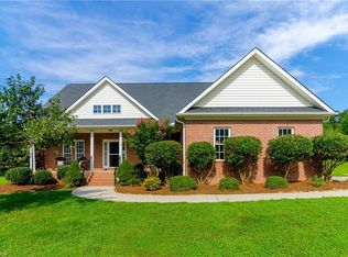 126 Llwellyn Ct, Clemmons, NC 27012