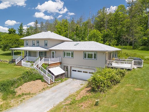 2nd image of 233 Pioneer Rd