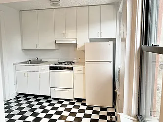 Rented by Zjama Realty Corp