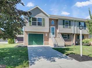 42 Squire Cir, Mc Sherrystown, PA 17344