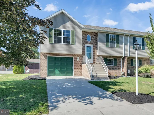 42 Squire Cir, Mc Sherrystown, PA 17344