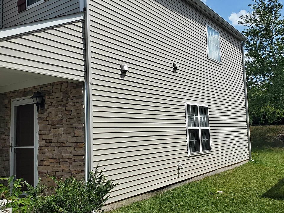 2nd image of 2919 Skybrook Ln