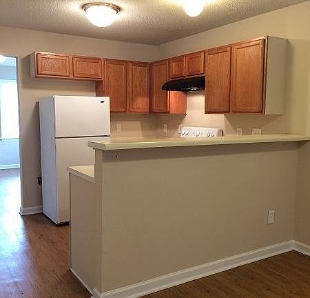 5th image of 1135 Spence Ct