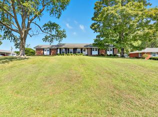 2113 Layton Rd, Clarksville, TN 37043
