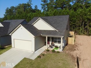 140 Brasch Park Dr, Grantville, GA 30220