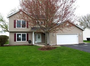 W2219 Oak Ridge Ave, East Troy, WI 53120