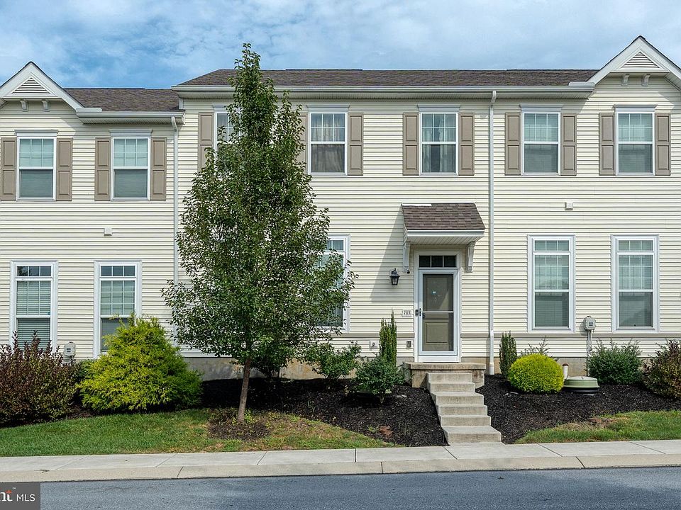 1st image of 703 Danforth Cir