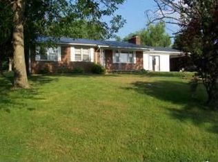 112 Crawford St, Livingston, TN 38570