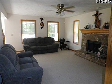 4th image of 151 Radley Dr