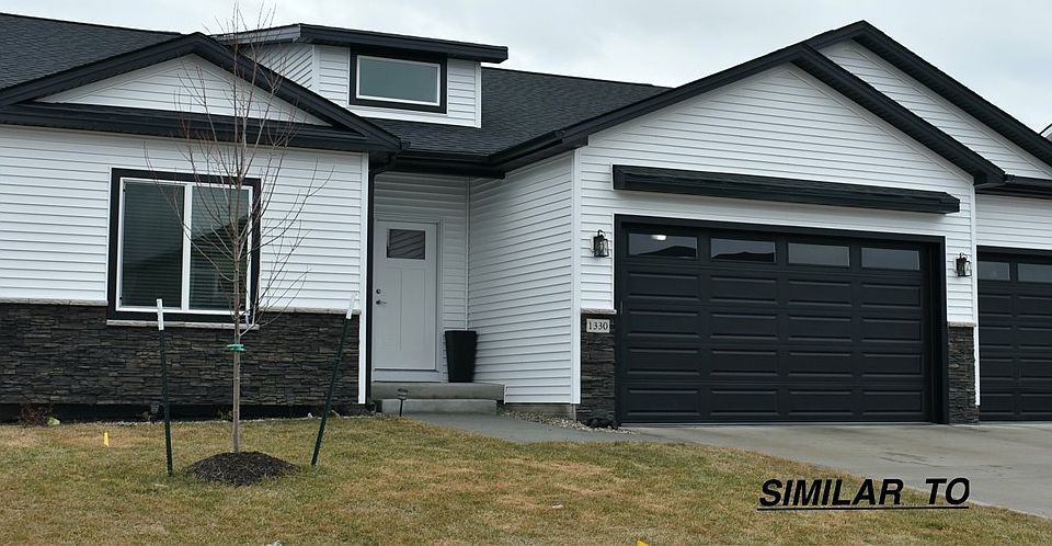 1st image of 1332 NW Bennington Dr