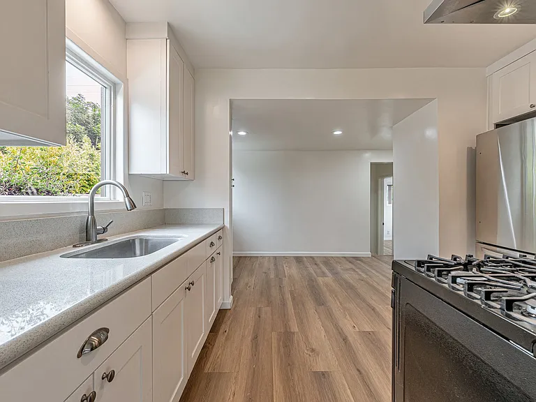 12856 Rubens Ave — Photo 7