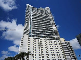 60 SW 13th St APT 2218, Miami, FL 33130