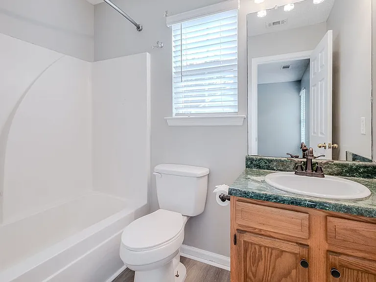 308 Barrister Cir — Photo 16