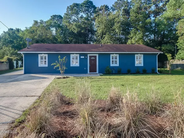 11365 Ruth Ct, Biloxi, MS 39532
