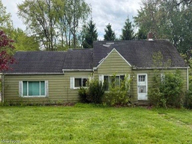1st image of 92 W Ingleside Dr