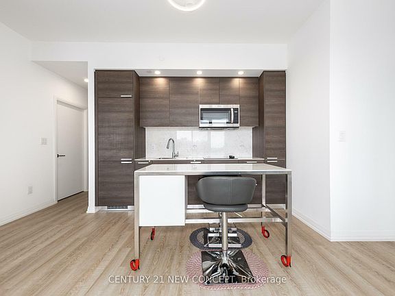 2nd image of 75 Canterbury Pl #1116
