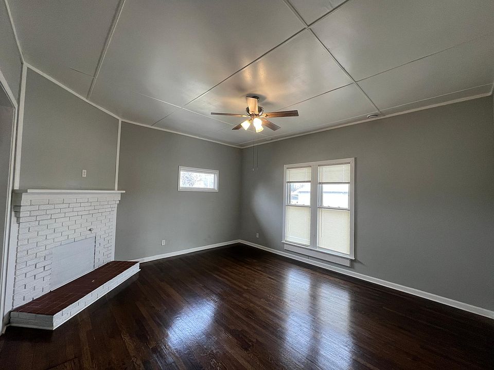 2nd image of 727 W 8th St #727