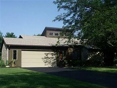 5926 Cardinal Ct photo 1