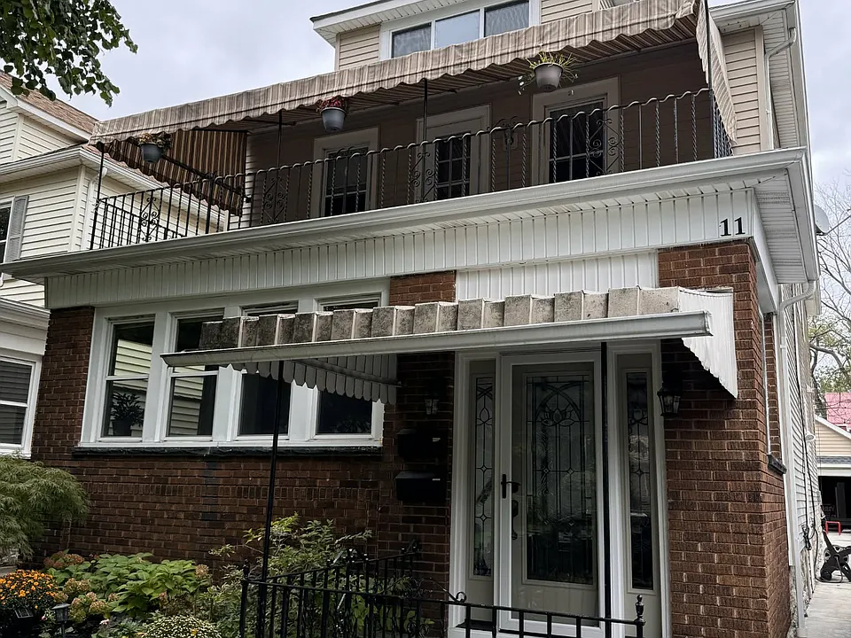 11 Henley Rd #2